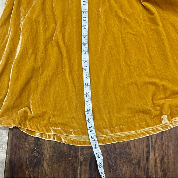 ModCloth Golden Yellow Velvet Circle Skater Skirt Size 4 - Picture 9 of 11